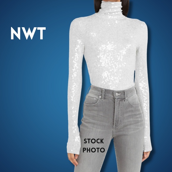 ✨ NWT Express Sequin Turtleneck Sweater | Size S | Silver - Picture 1 of 4